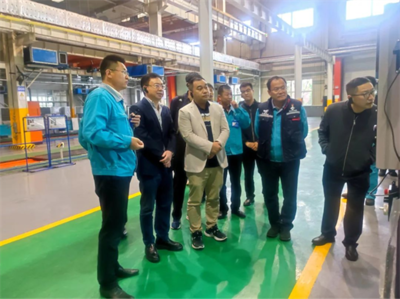 先導稀材科技集團侯振富聯席總裁一行到大連機床進行業務交流